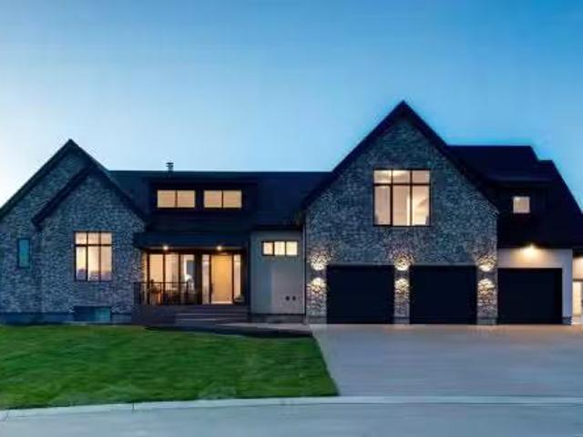 House for sale in Alberta