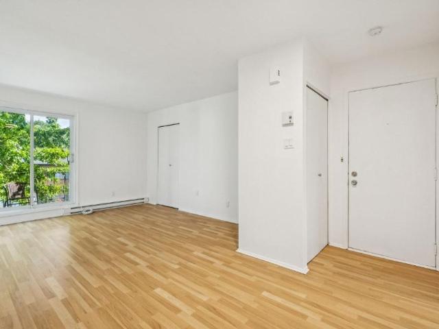 Apartment for rent in Vaudreuil-soulanges, Quebec