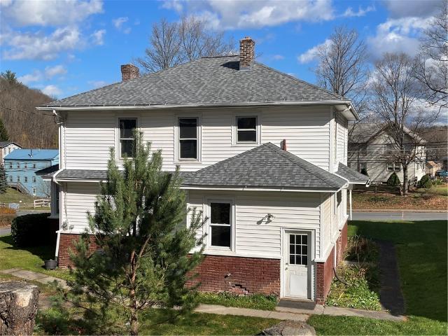 House for sale in Harpersfield, New York