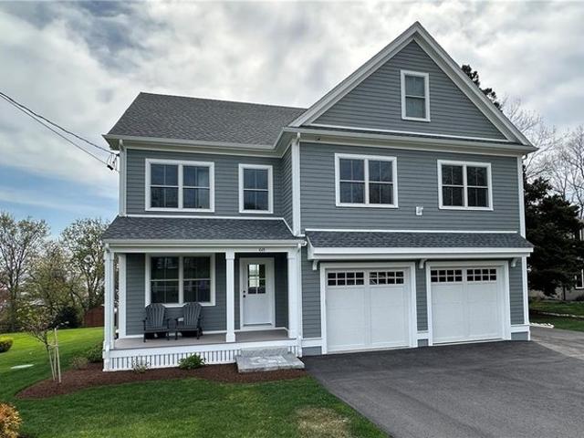 House for sale in Portsmouth, Rhode Island