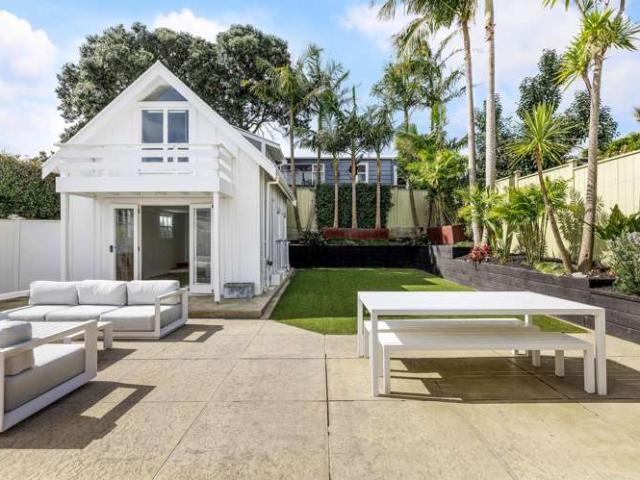 House for sale in Auckland, Oroua County