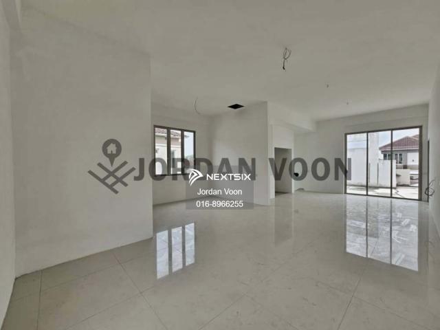 Shop for sale in Bukit Ledang, Johor