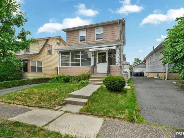 House for sale in Bloomfield, New Jersey