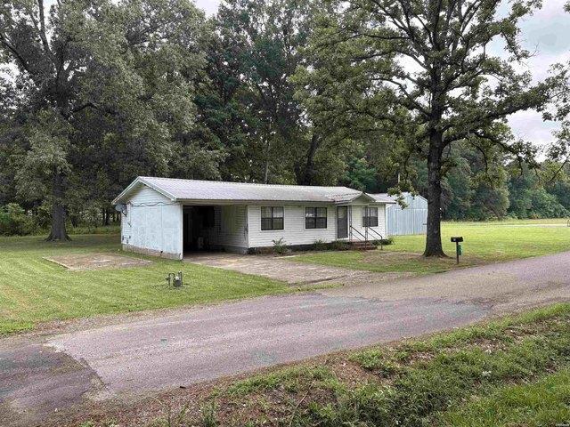 House for sale in Ark