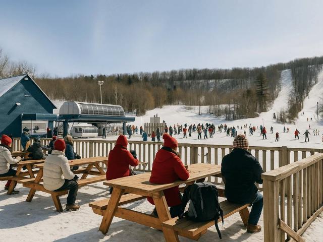 Apartment for rent in Les Collines-de-l'outaouais, Quebec