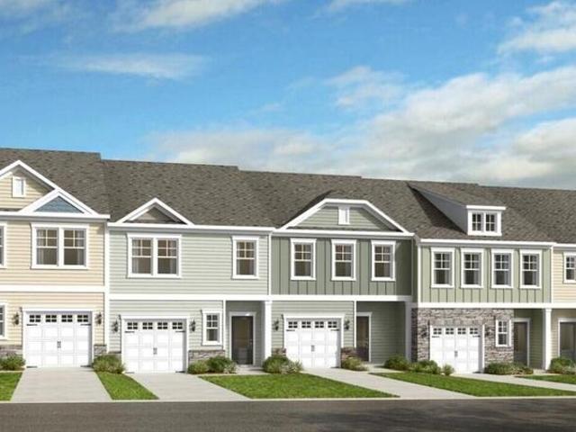 Townhouse for sale in Angier