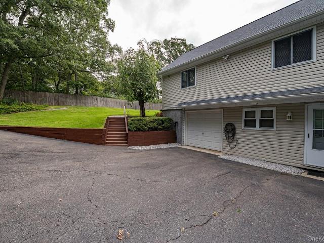 House for sale in Mount Sinai, Town of Brookhaven