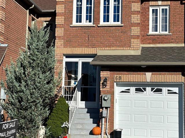 Townhouse for sale in Woburn, Ontario
