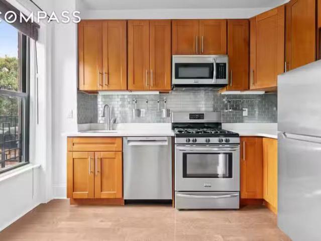 House for rent in Ridgewood, New York