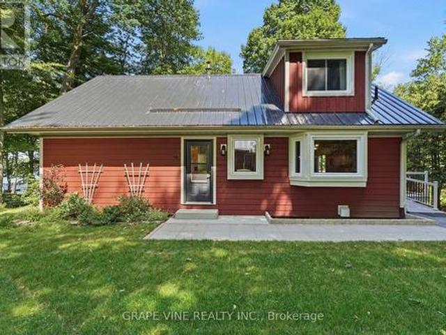 House for sale in Ontario