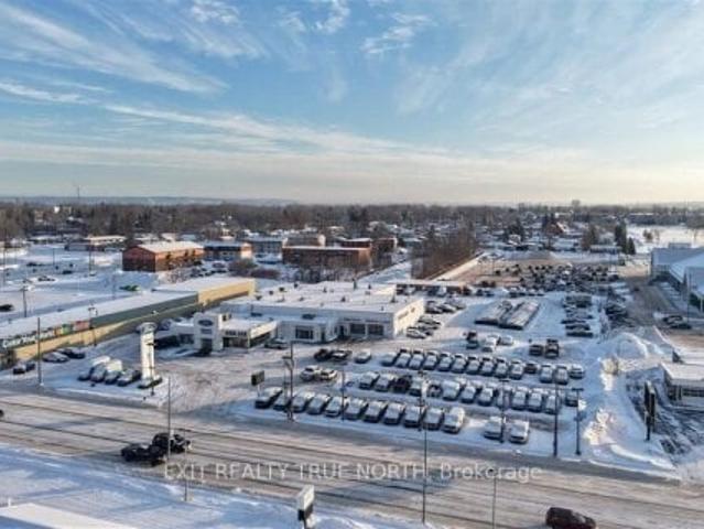 Office for sale in Sault Sainte Marie, Ontario