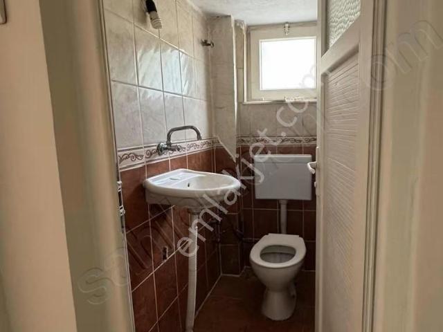 Karşiyaka, İzmir içerisinde kiralık mülk