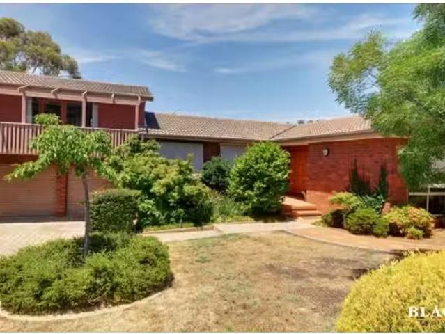House for rent in Wanniassa, Australian Capital Territory