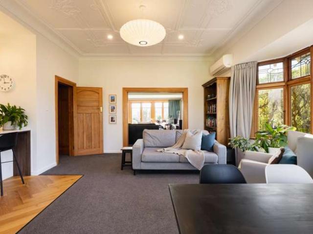 House for sale in Otakou