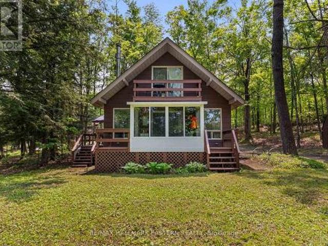 House for sale in Ontario
