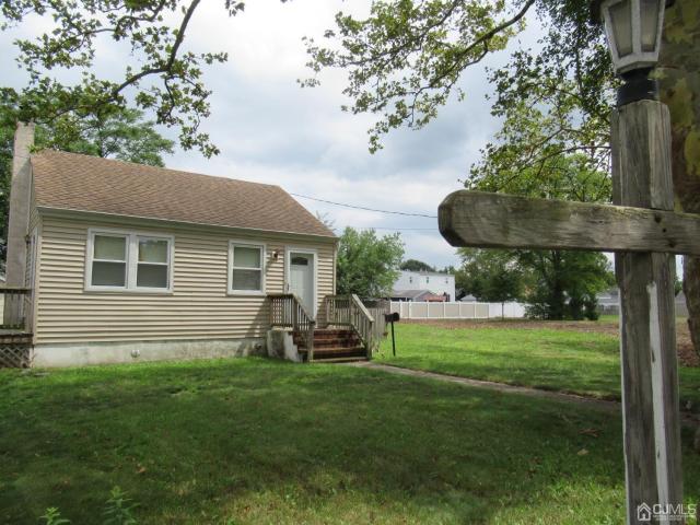 House for sale in Sayreville, New Jersey