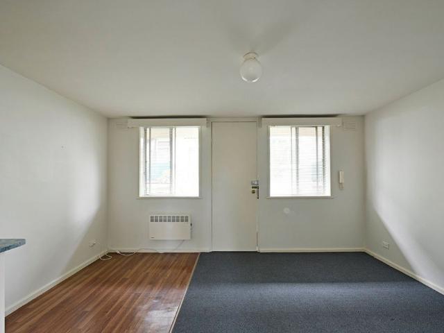 Apartment for rent in Ripponlea, Melbourne