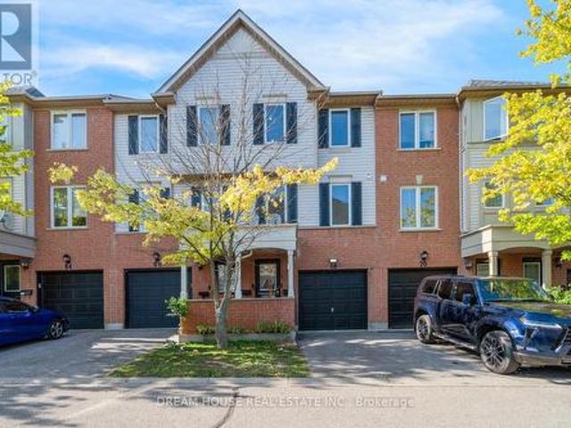 Townhouse for sale in Durham, Ontario