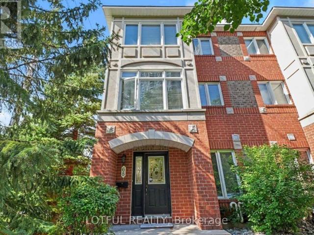 Townhouse for rent in Mulhurst Bay, Ontario