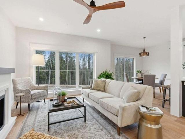 Townhouse for sale in North Yarmouth, Cumberland County