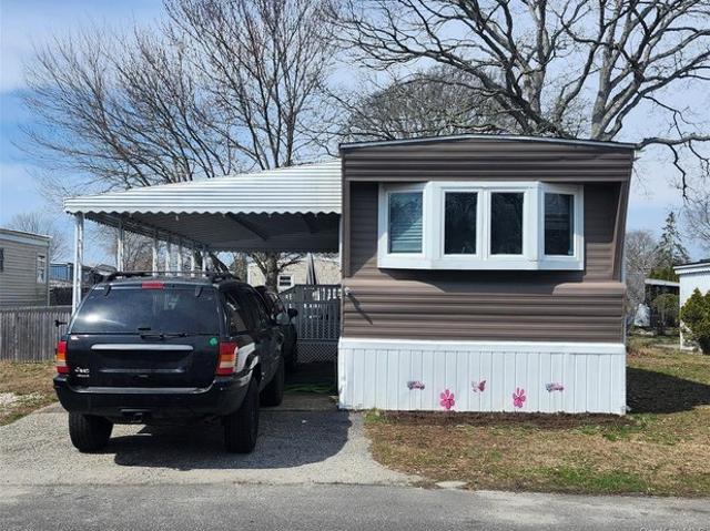 House for sale in Bohemia, New York