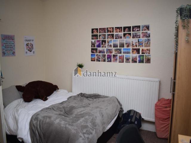 House for rent in Hyde Park, West Yorkshire