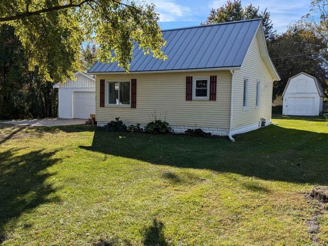 House for sale in Carsonville