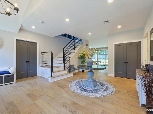 House for sale in Cresskill, New Jersey