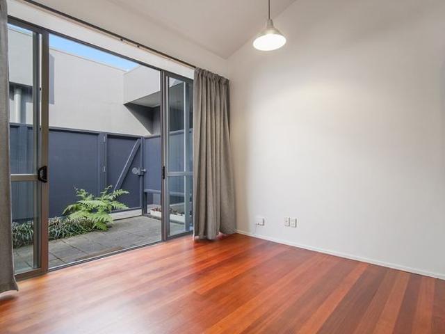 Apartment for rent in Auckland, Oroua County