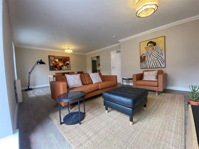 Apartment to rent in Bluebell, North Tipperary