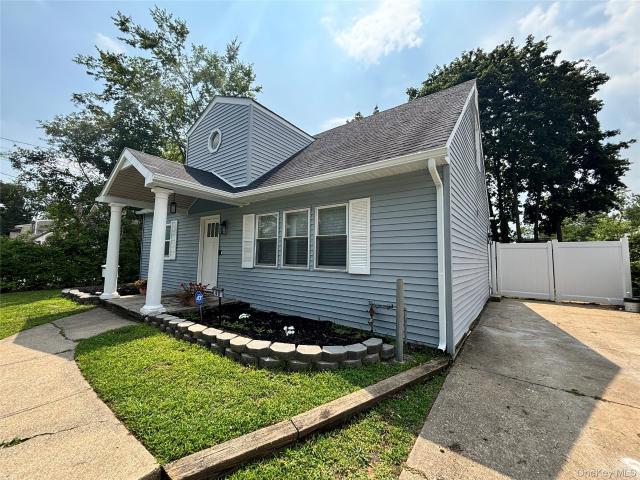 House for sale in Babylon, New York