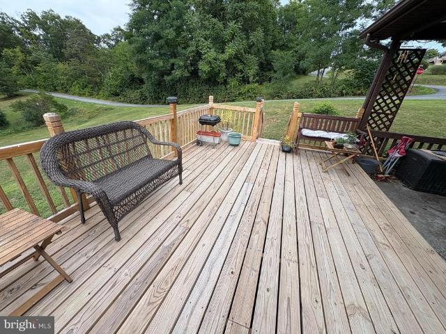 House for sale in Berkeley Springs, West Virginia
