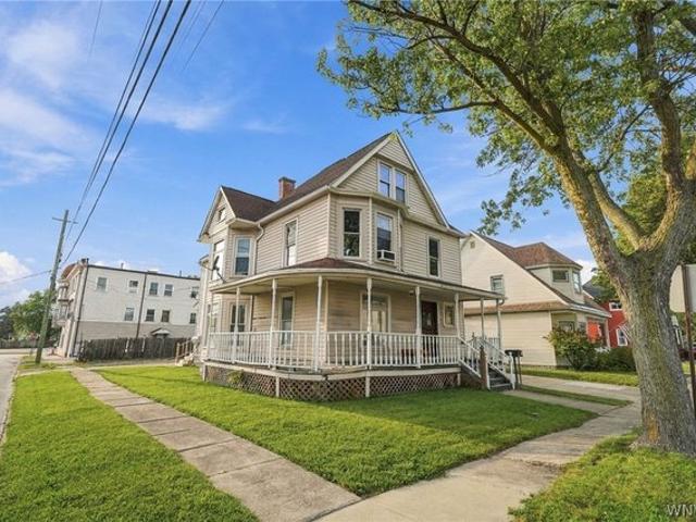 House for sale in Bowmansville, New York