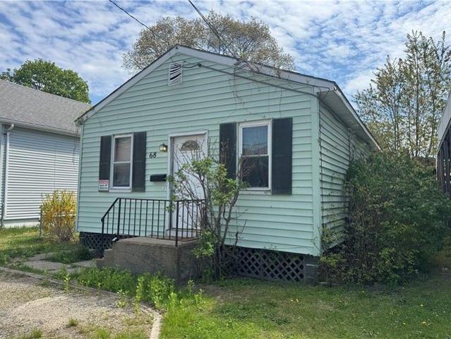 House for sale in Warwick, Rhode Island