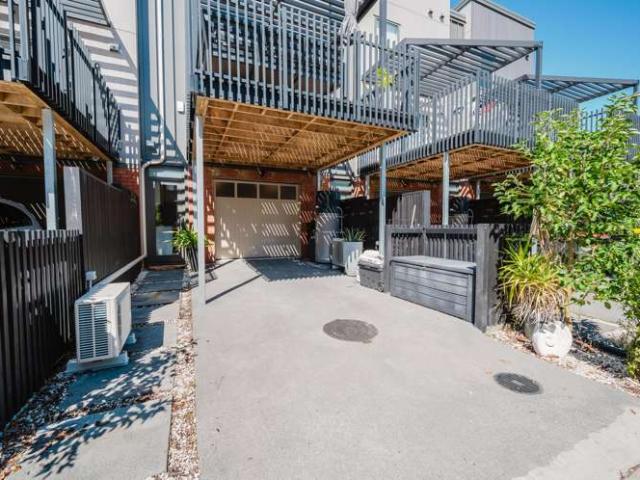House for sale in Paremoremo