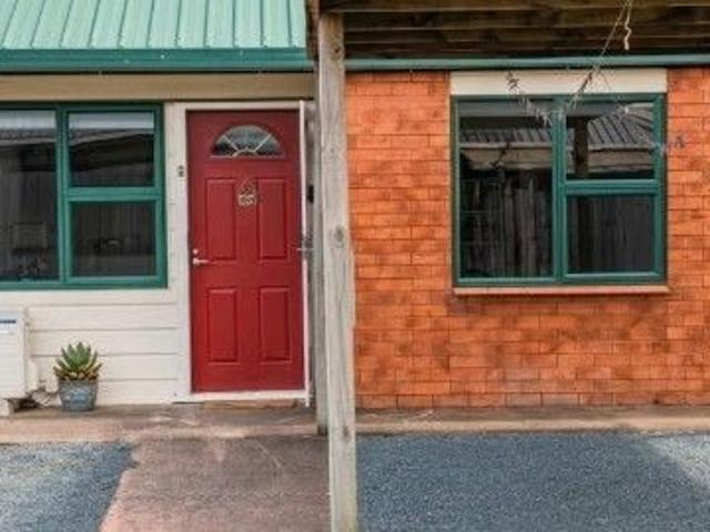 Apartment for rent in Moturoa, New Plymouth