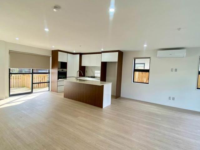 House for rent in Blockhouse Bay, Oroua County