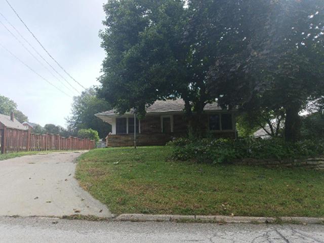 House for sale in Windsor Heights, Iowa