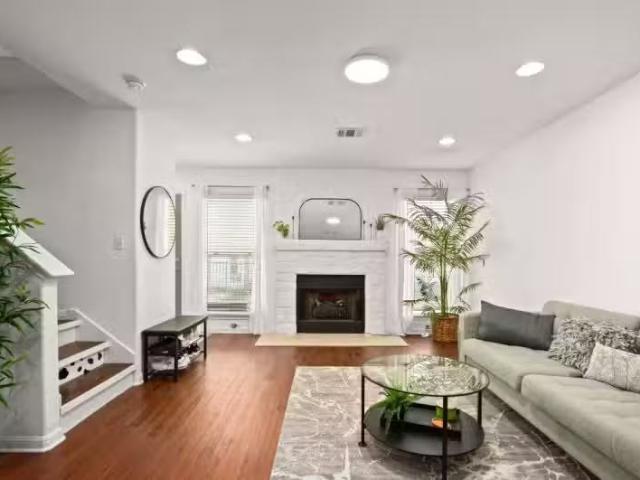 Condo for sale in Austin