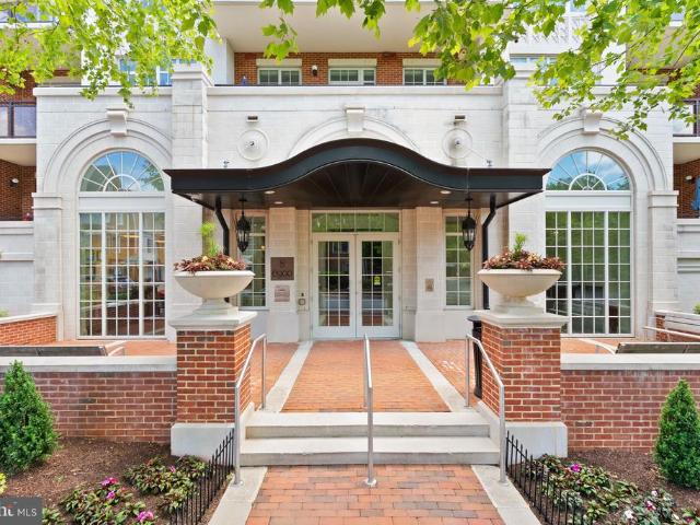 Condo for sale in Virginia