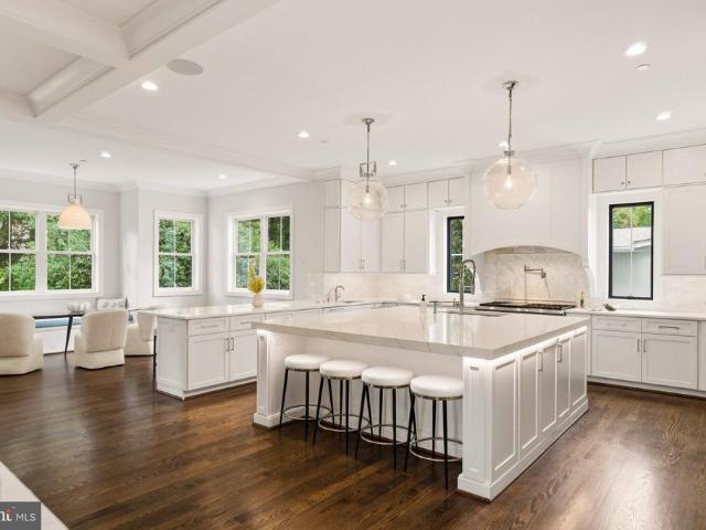 House for sale in Kenwood Park, Bethesda