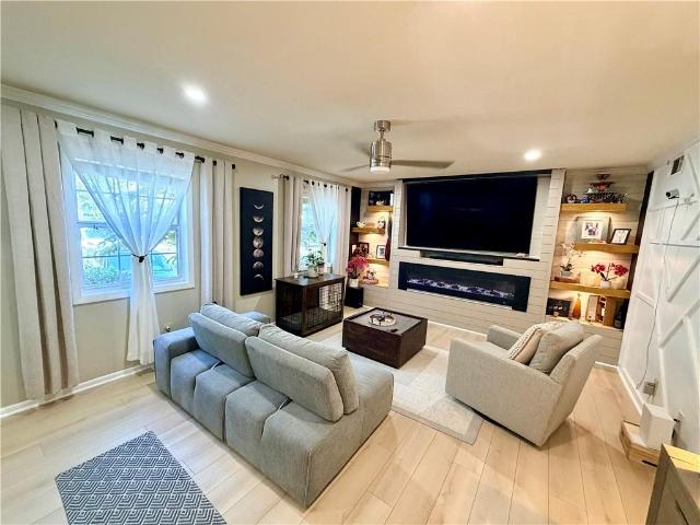 Townhouse for sale in Sandy Springs, Fulton County
