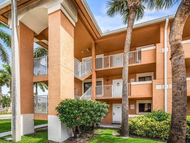 Condo for sale in Davie, Florida