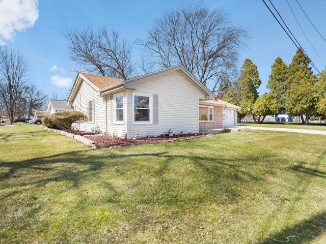House for sale in Worth, Illinois