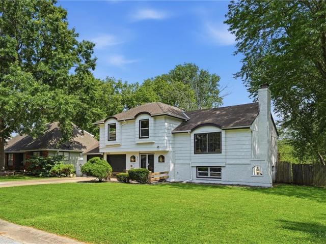 House for sale in Grandview, Missouri
