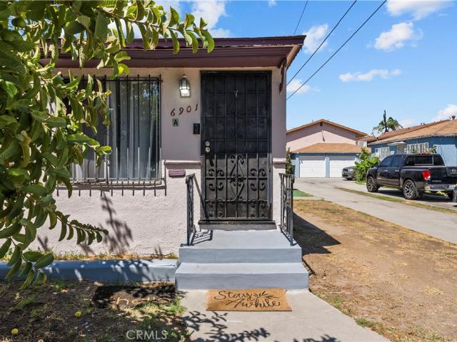 House for sale in Bell, California