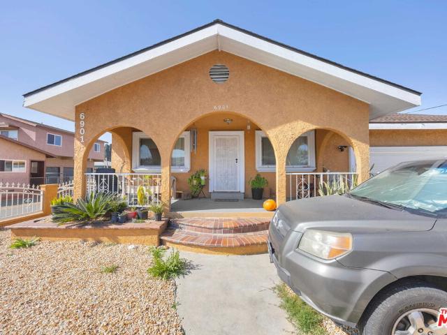 Property for sale in Bell, California