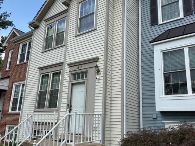 Townhouse for sale in Virginia