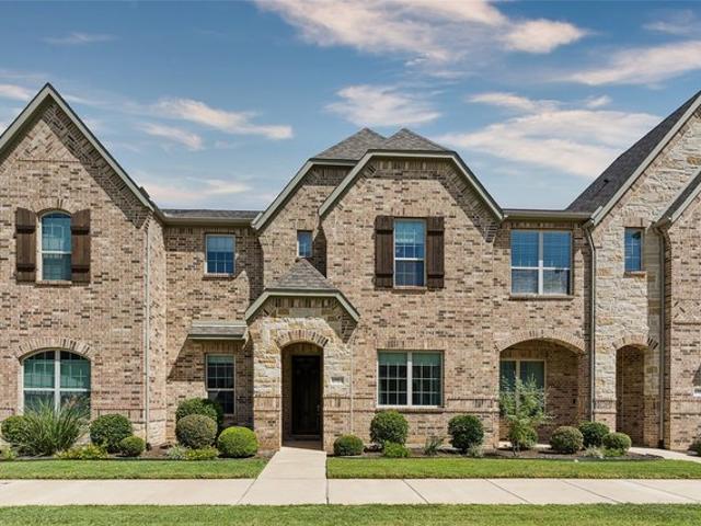 Townhouse for sale in North Richland Hills, Texas