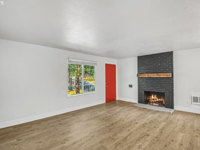 House for sale in Foster-Powell, Portland